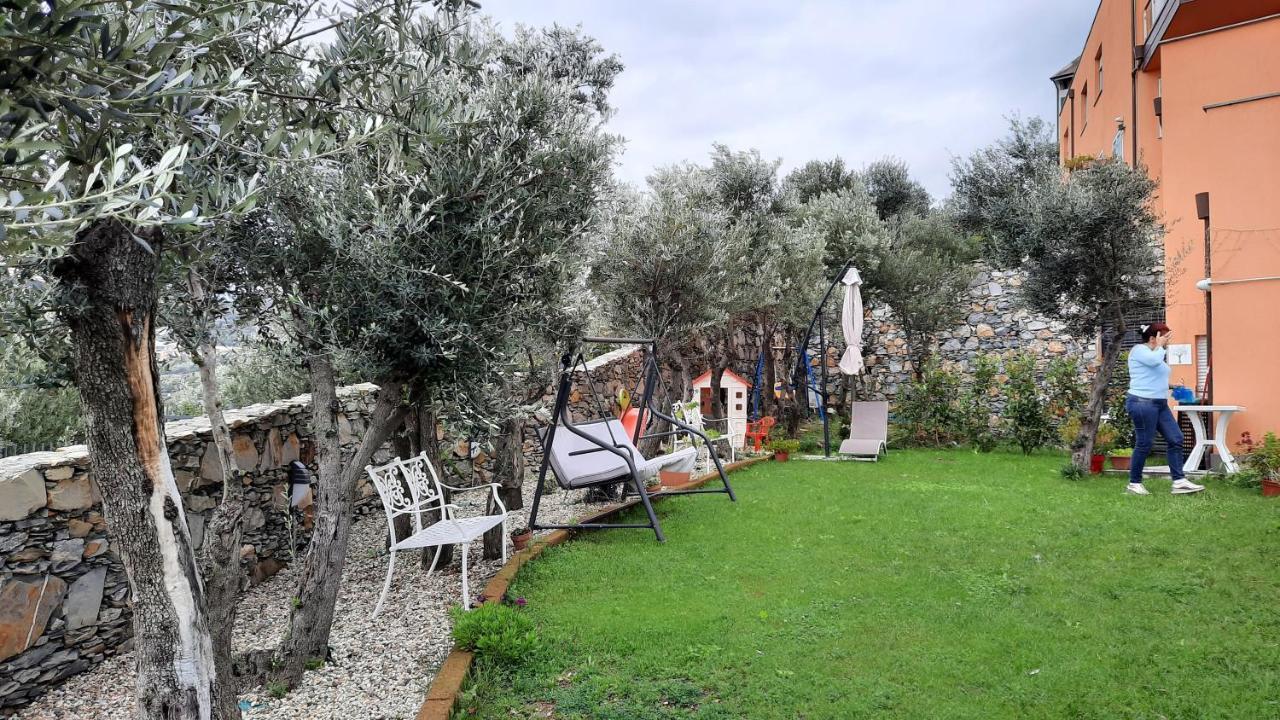 Poggio Degli Ulivi Apartamento Génova Exterior foto