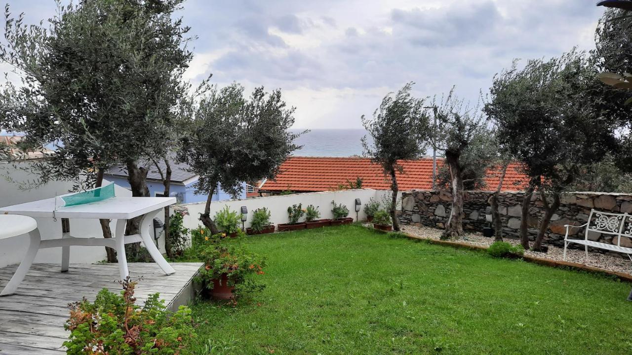 Poggio Degli Ulivi Apartamento Génova Exterior foto