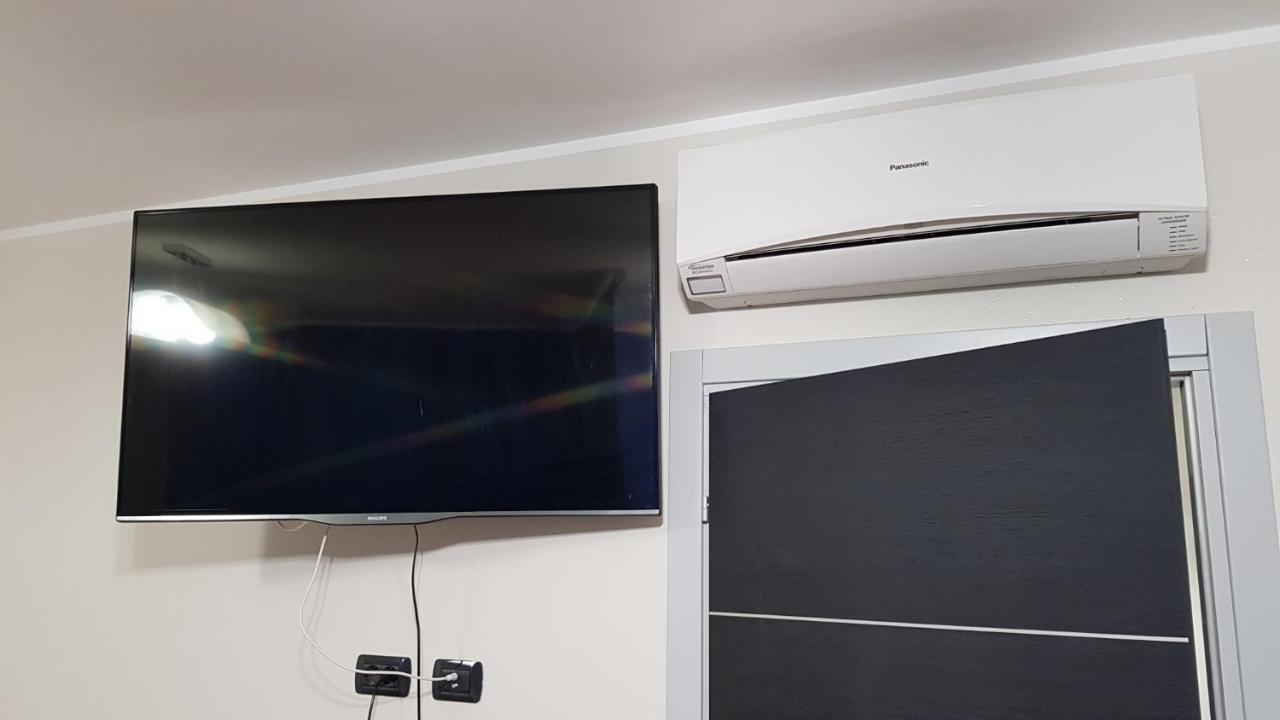Poggio Degli Ulivi Apartamento Génova Exterior foto